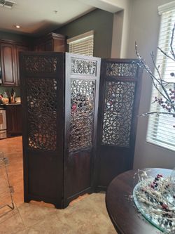 Hand-crafted 3-panel wooden room divider/screen