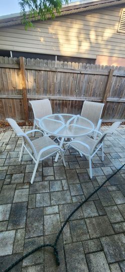 Tropitone Outdoor Patio Set