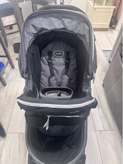 Pivot Vizor Stroller