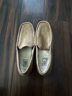 UGG Slippers Mens Size 10