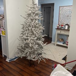 White Christmas Tree