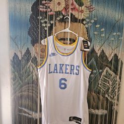 Lakers Jersey Large