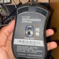 Razer Deathadder essential mouse