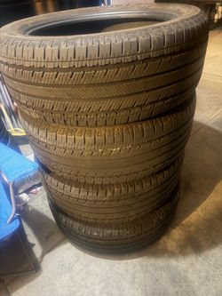 275/50R22 tires
