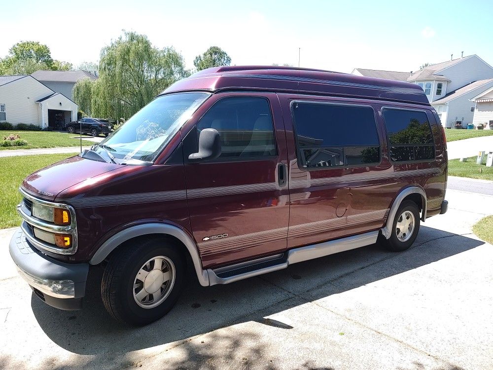 1999 Chevrolet Express