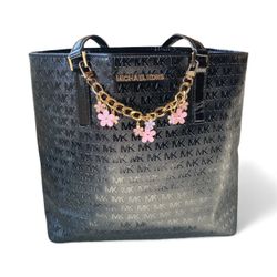 Michael Kors Jet Set Carryall Black Tote Bag