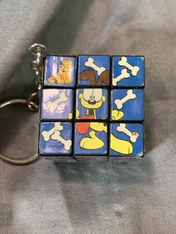 Garfield the Cat Rubik’s cube Keychain 
