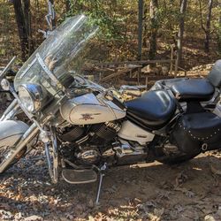 2006 Yamaha VS 650 Classic