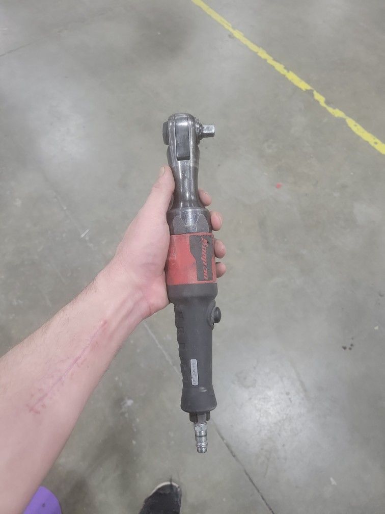 Snap On 3/8" Air Ratchet 