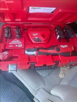 Milwaukee M12 Propress Tool 1/2"- 1-1/4".