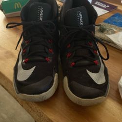 Nike. Air max Size US 9.5