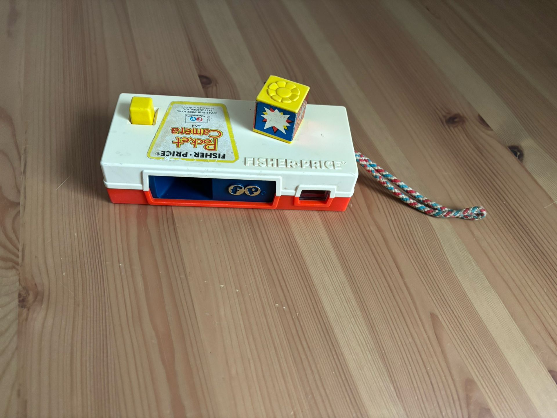 Vintage Fisher Price 70s Day At The Zoo Pocket Camera 464 Works Well 1974 #461