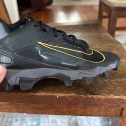 Nike Cleats Size 2y 