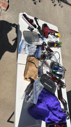 Yard sale Belmont and Willow