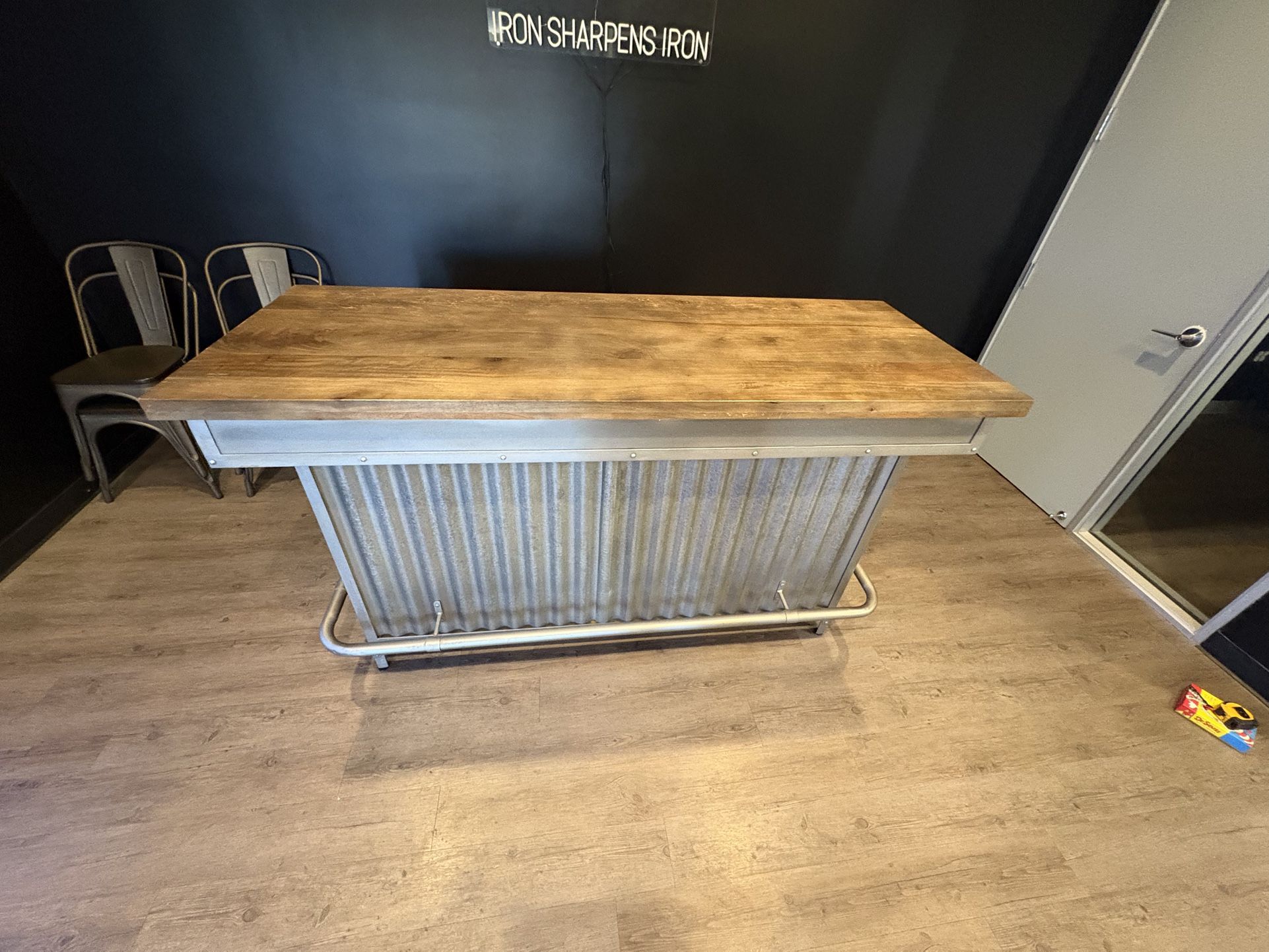 Bar Or Reception Desk