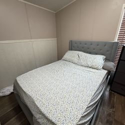 Full size modern bed