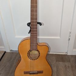 Lucero Classical Guitar