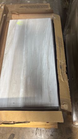 Tile floor Calacata Warm 18 boxes (316 SqFt) Available Price per  all $187
