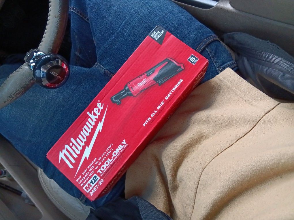 $75 MILWAUKEE M12 3/8" RATCHET $75