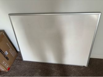Dry erase board