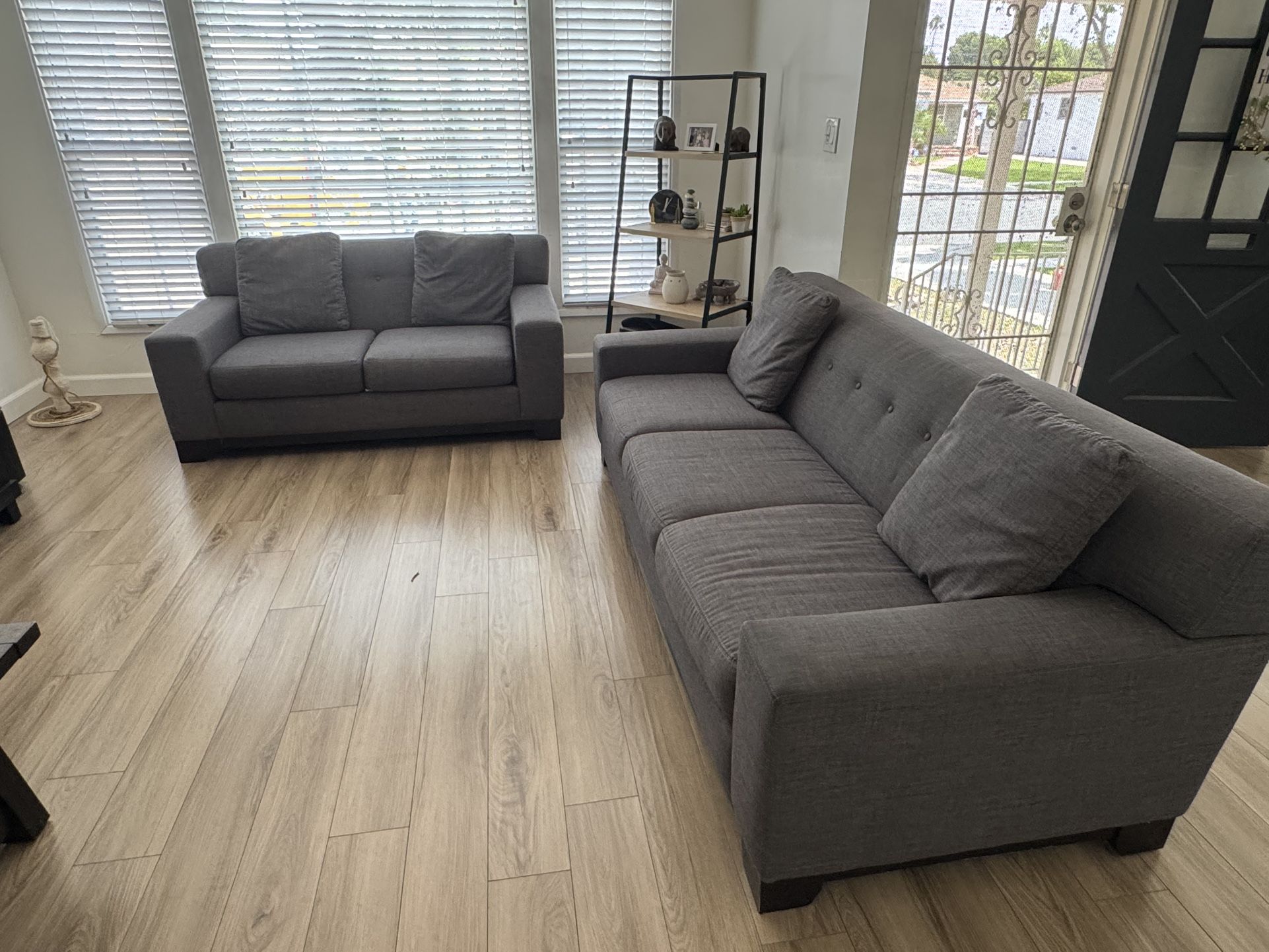 Couches $300