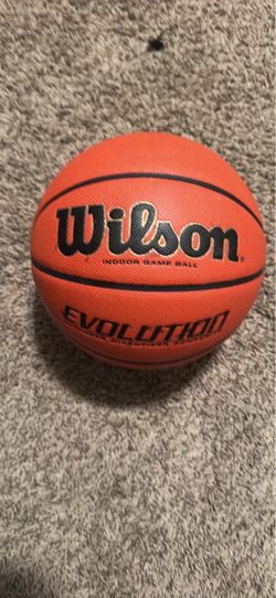 Wilson Evolution Men’s Basketball