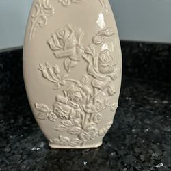 Beautiful Vintage Lenox Vase