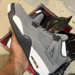 Jordan 4 size 12