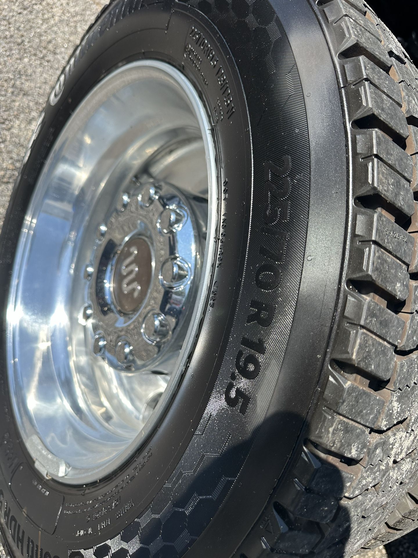 Brand New 225/70/19.5 Tires And Rims - Duelly