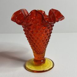 Vintage Fenton Amberina Hobnail Style Ruffled Rim Vaae 4” Tall