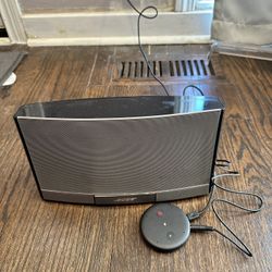 Bosé Speaker With Echo Input