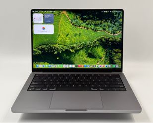 MINT 32GB 2TB M1 MAX MacBook Pro XDR