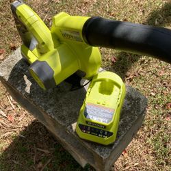 Ryobl Rechargeable Blower