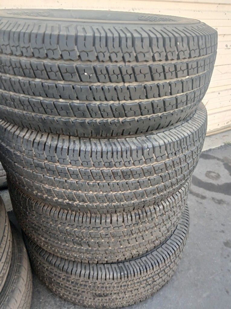 LT285/75R16 Uniroyal Laredo Truck Tires (4)