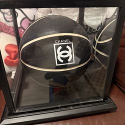 Chanel vintage basketball 