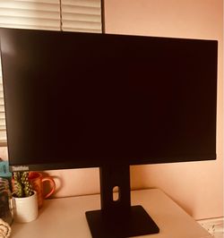 Lenovo ThinkVision E24-30 24” LCD Monitor – Excellent Condition –