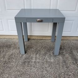 Pottery Barn Kids Parsons Mini Desk Small Compact Space Saver 