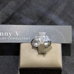 4.10Ctw LabGrown Pear (Tear drop) Diamond Ring 14kw