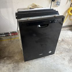 Dishwasher  Whirlpool 