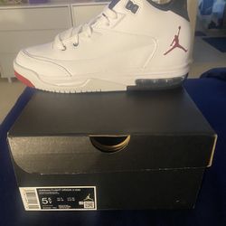It’s a Steal (BRAND NEW JORDANS) 5.5Y $140