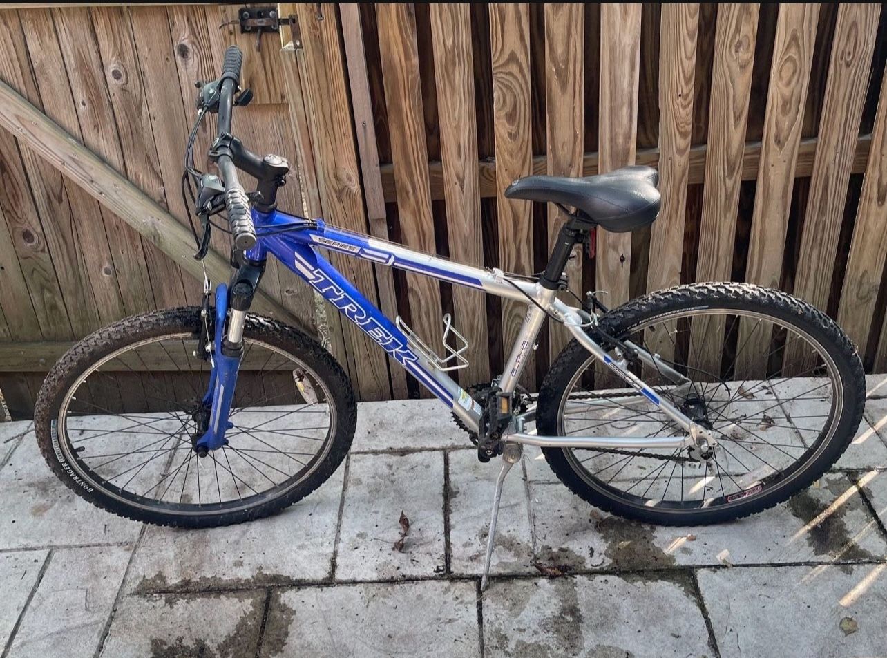 Trek Series 3 Mountain Bike for Sale in Arlington, VA - OfferUp Trek Series 3 Mountain Bike for Sale in Arlington, VA - OfferUp