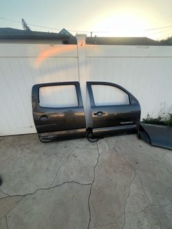 2015 Tacoma parts passenger side