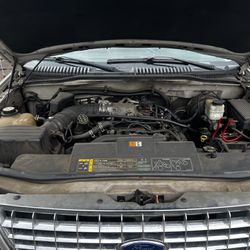 2004 FORD EXPLORER (PARTS ONLY)