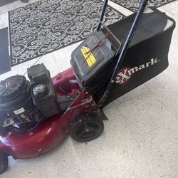 EXMARK Commercial LawnMower
