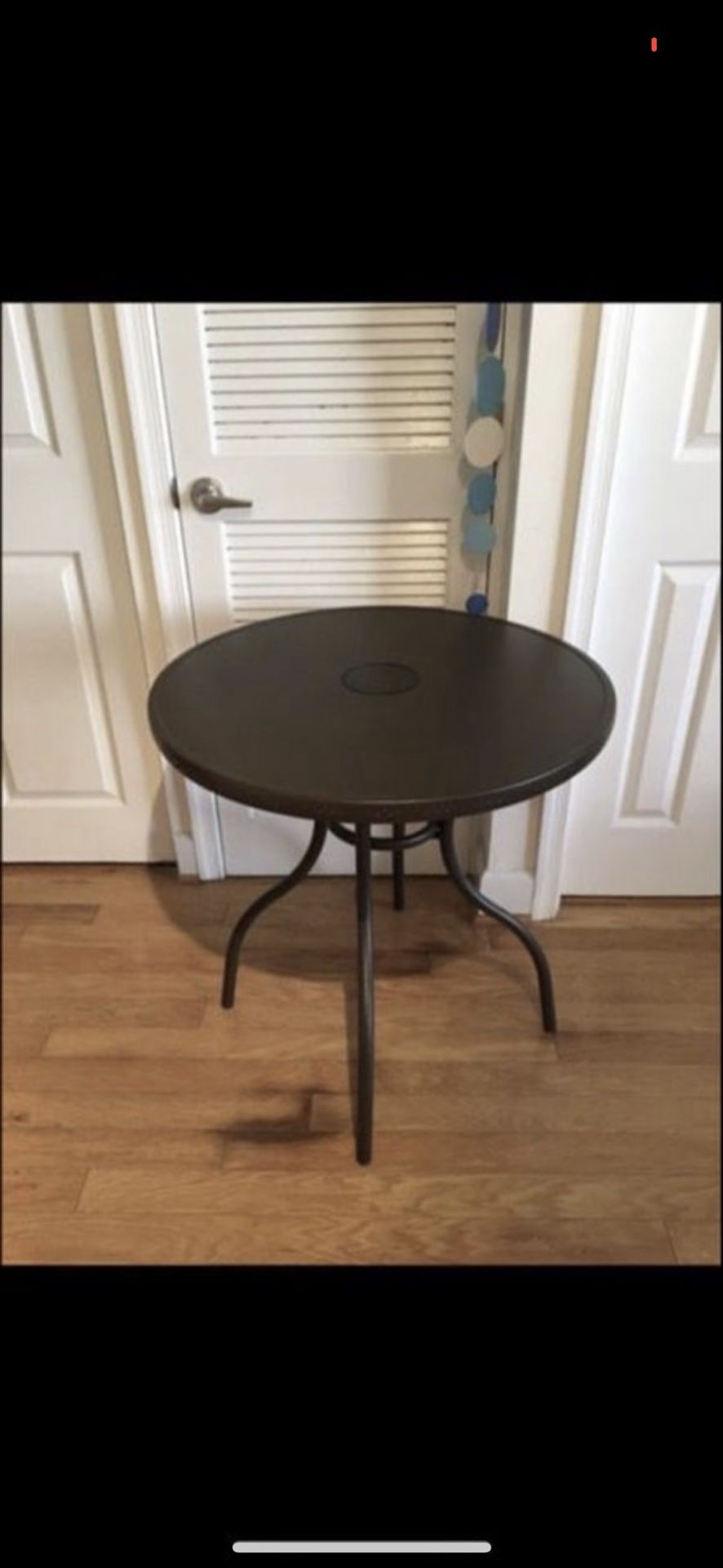 30” PATIO METAL ROUND TABLE