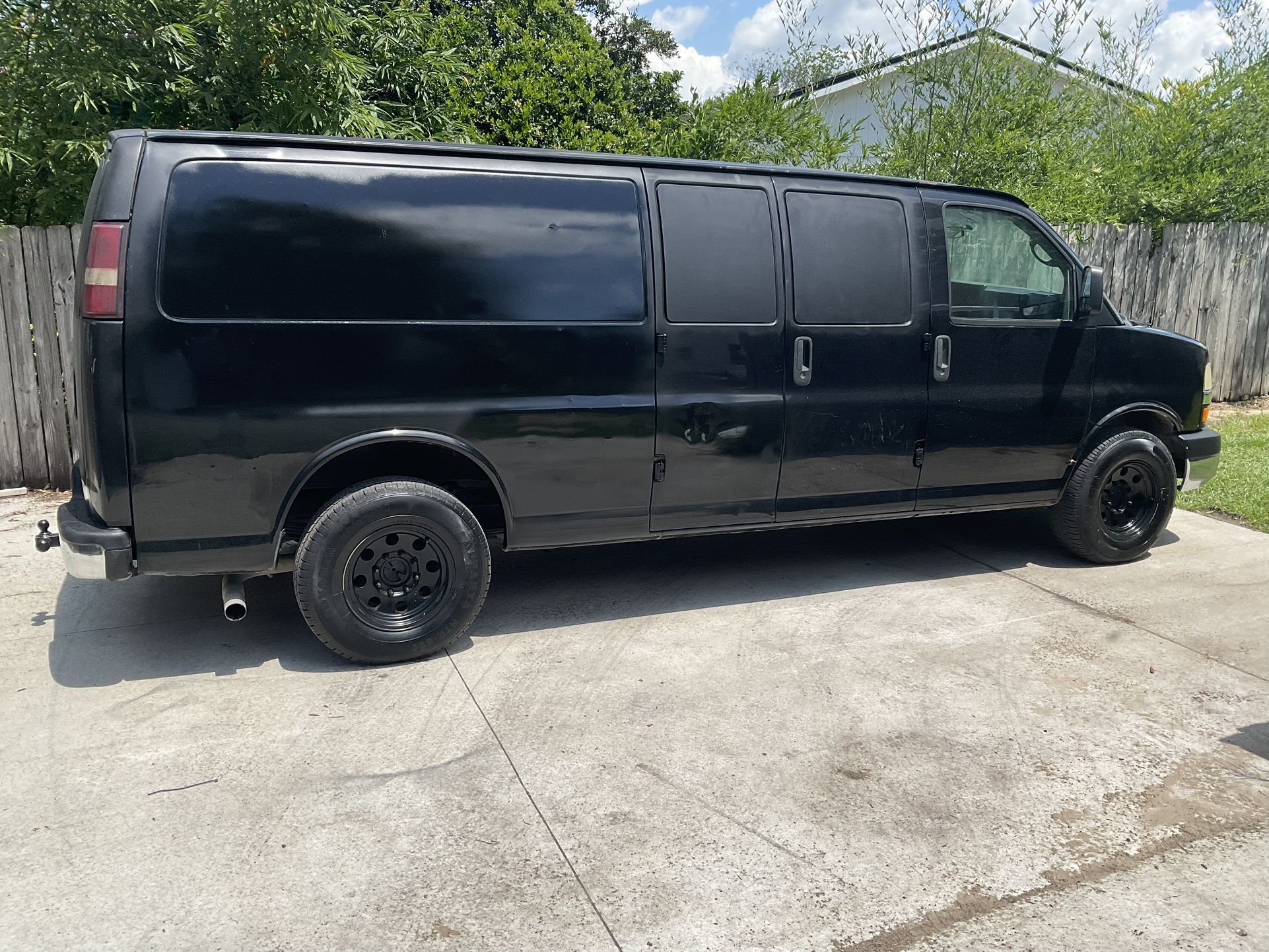 2011 Chevrolet Express Cargo