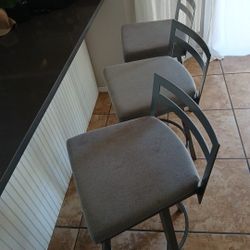 3 Bar Stools