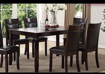 Dining table set