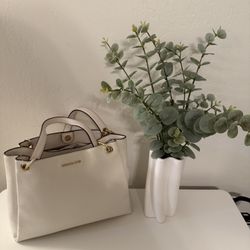 Michael Kors Ivory Purse 