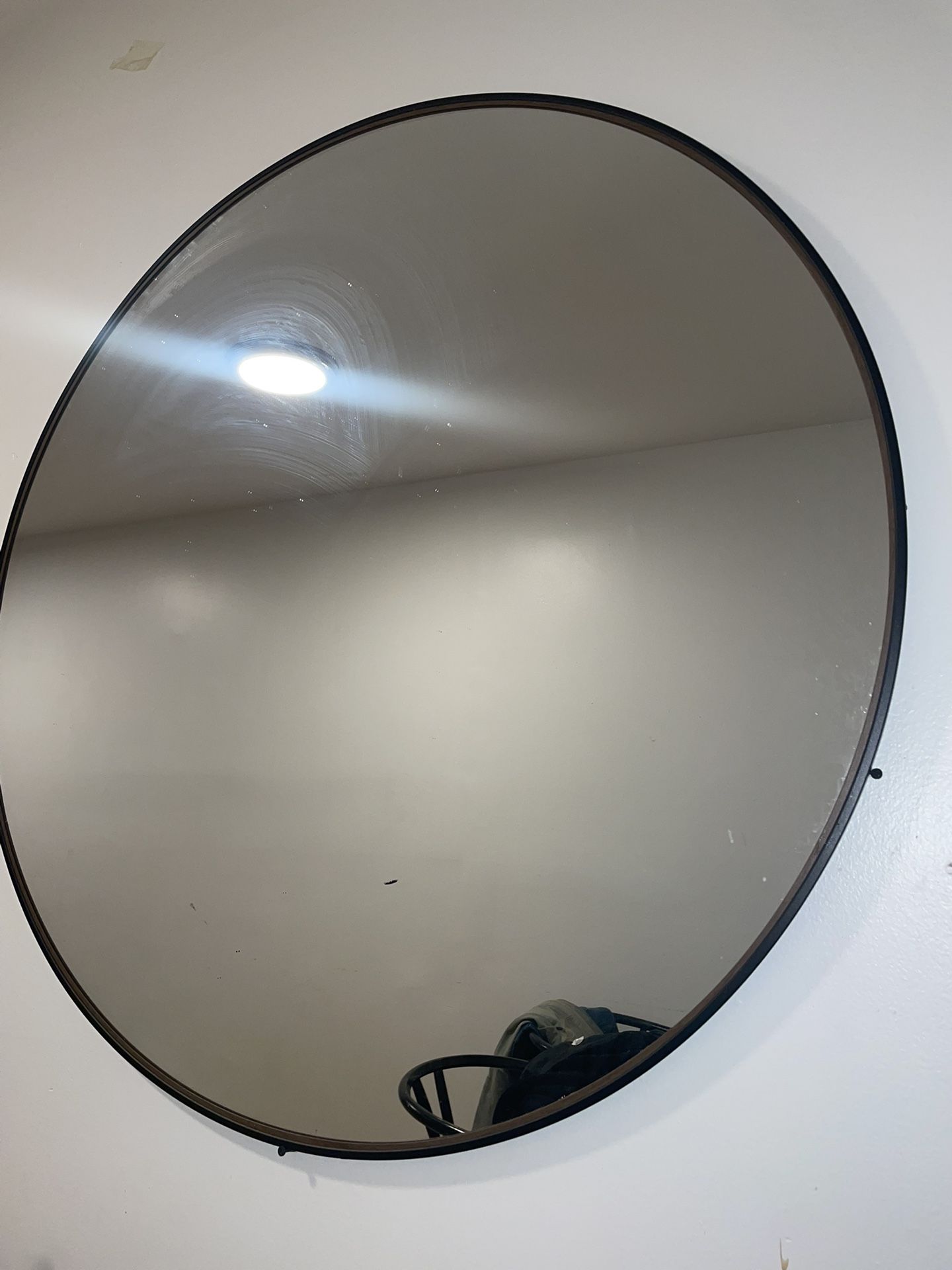 Round Mirror